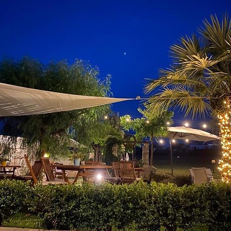 Masseria Capece Bed & Breakfast Uggiano La Chiesa Zewnętrze zdjęcie